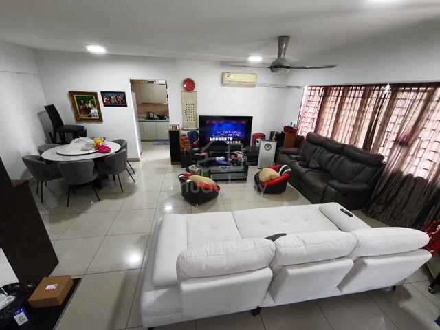 Main Place Residence 1