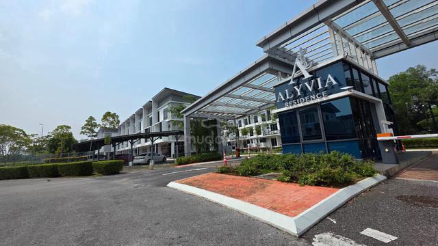 ALYVIA RESIDENCE FOR RENT At NORTHBANK KUCHING SARAWAK
MALAYSIA 1