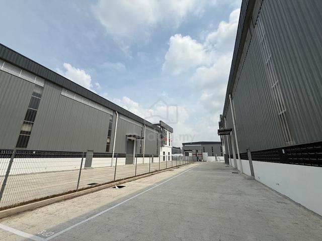Compass @ Kota Seri Langat, Banting, SEMI-D FACTORY FOR RENT!!! 1