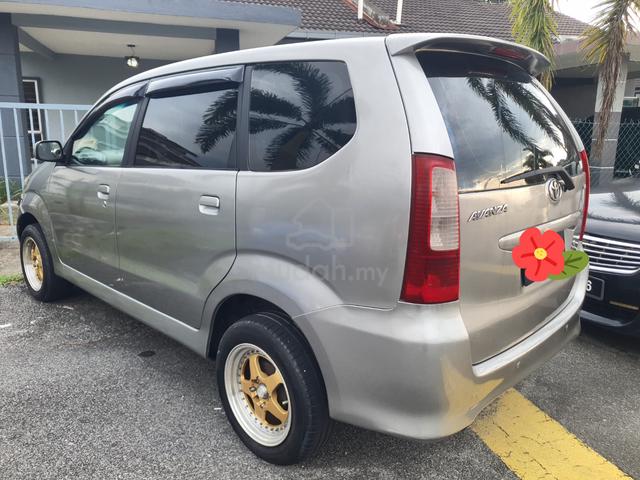 Toyota AVANZA 1.3  (M) - 4