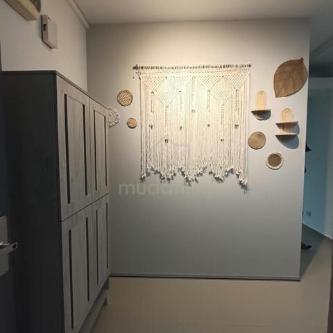 Master Room with Private Bathroom | Fully Furnished | Near MRT 1