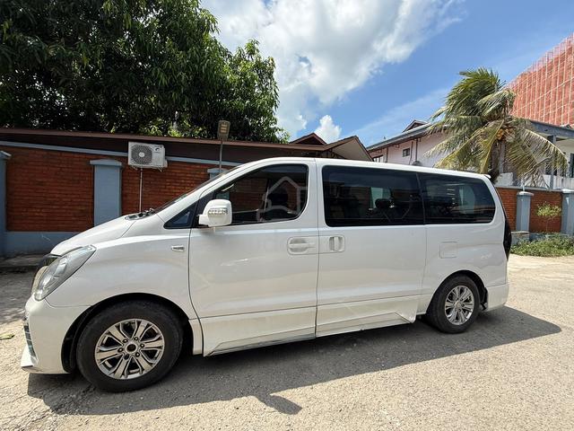 2018 Hyundai GRAND STAREX 2.5 ROYALE MY2014 - 2