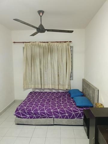 Master Bedroom For Rent (Suria Pantai Residency) 1