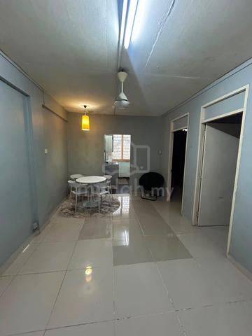 Seksyen 1 Wangsa Maju Flat 1
