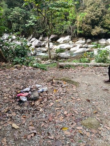 Dusun Durian 1.06 Ekar Depan Jeram Sungai Sg Dara 1