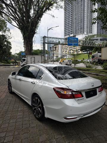 2017 Honda ACCORD 2.4 VTi-L FACELIFT (A) - 4
