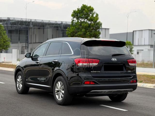 -2017 Kia SORENTO 2.2D (A) SUV 7 Seater Full Loan - 5