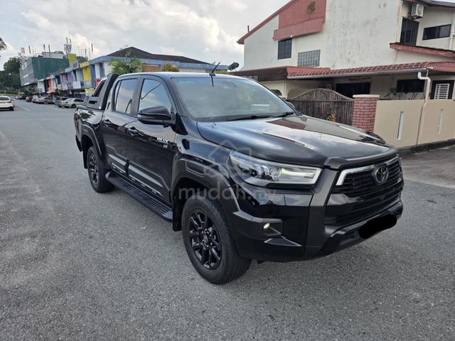 2021 Toyota HILUX 2.8 BLACK EDITION (A) - 1