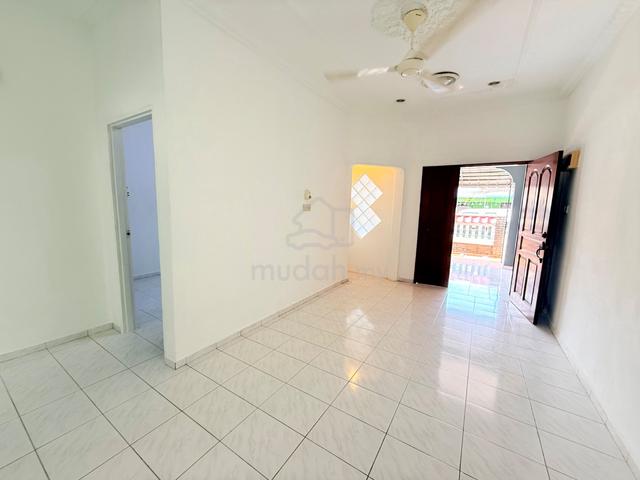 Single Storey Terrace Taman Universiti Skudai Renovated Can Full Loan 1