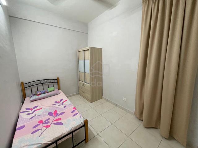 2nd Room at The Peak Residence 1