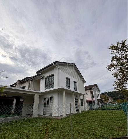 Corner Lot Facing Open 2 Storey, Bandar Ainsdale 1