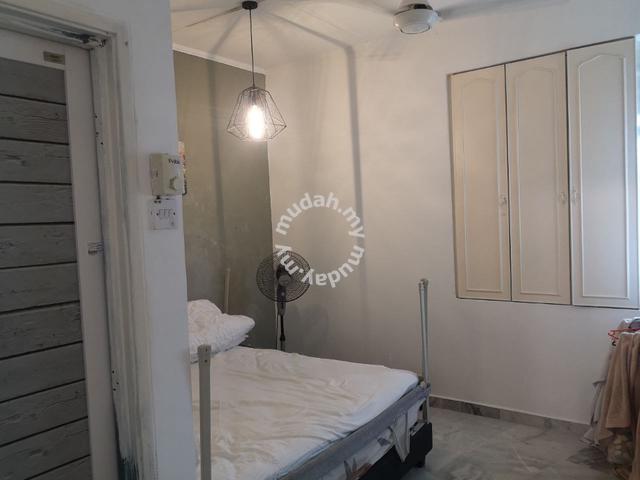 Kesuma Apartment 4
