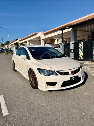 HONDA CIVIC Fd2 TYPE R LIMITED PREMIUM PEARL WHITE - 1