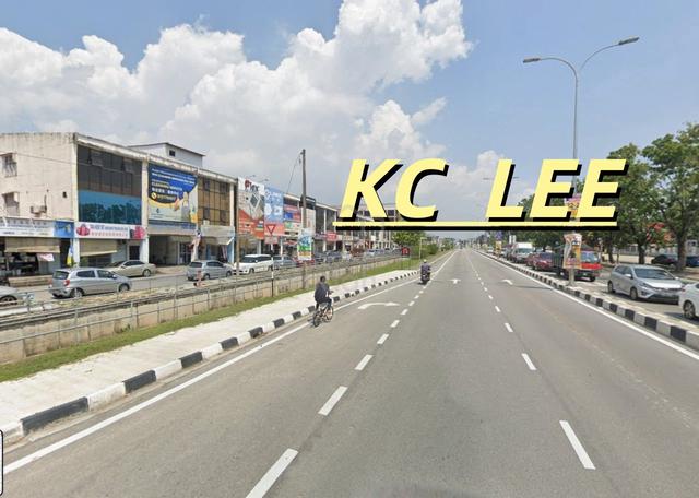 Main Road 3 Storey Shop Lot For Sale @ Alma , Bukit Mertajam 1
