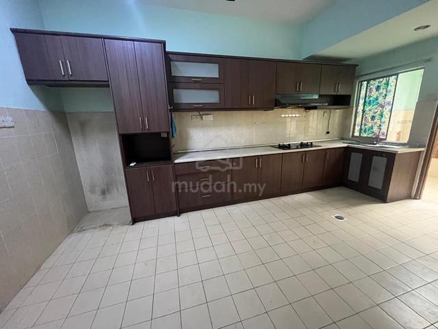 Kota damansara seri utama house rent near dash ldp sg buloh shah alam 4