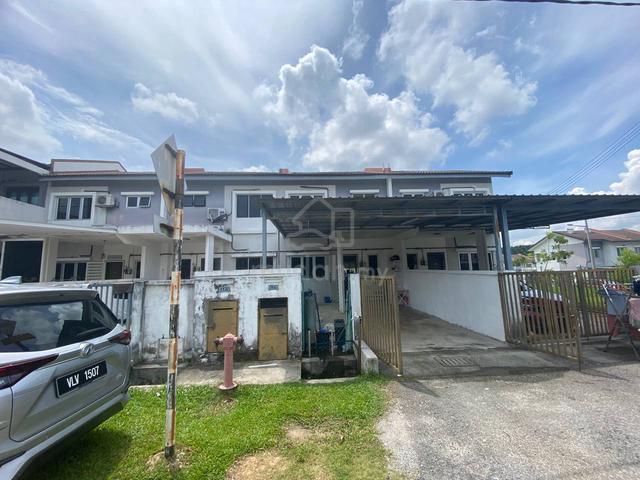 Double Storey Teraace Hibiscus 2 Bandar Seri Coalfieds Sungai Buloh 2