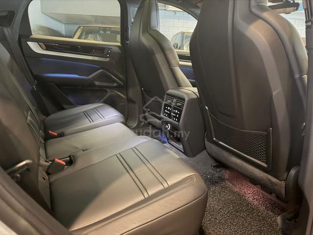 2025 Porsche CAYENNE Coupe 3.0 Sport Chrono Bose - 4