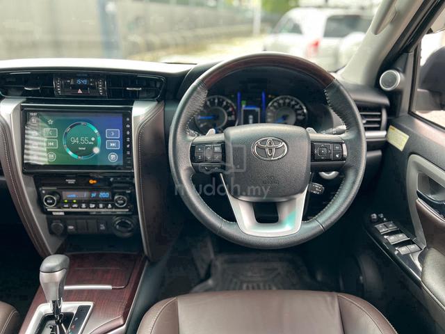 Toyota FORTUNER SRZ 2.7L (A) 78,900km Year 2020 - 4