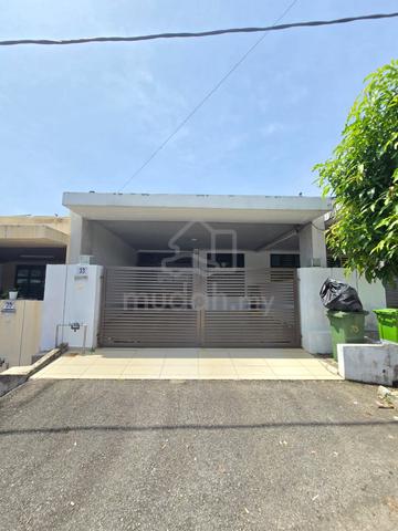 Rumah Teres Setingkat Di Kg Padang Permai, Kuantan Untuk Dijual 1