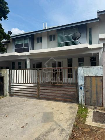 Double Storey House Bangi Avenue Putra Mahkota Bangi 1