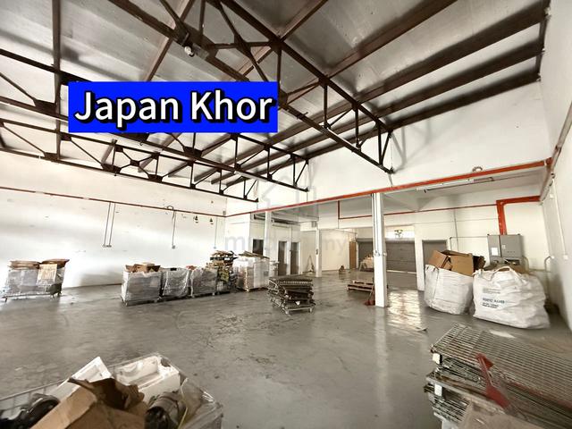 1.5 storey light industry for rent at Butterowrth Nearby Jalan Siram 1