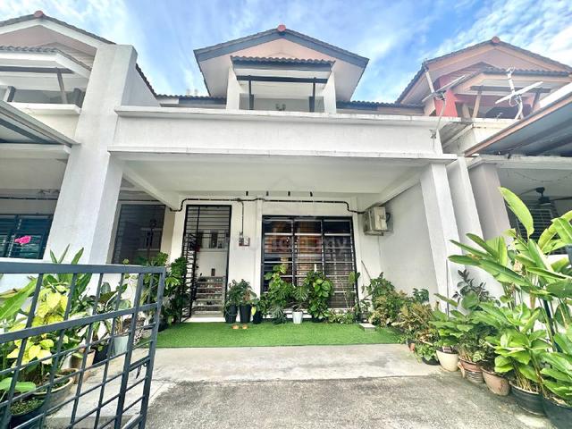 GATED GUARDED EXTENDED 2 Storey Seri Pristana SP6 Sungai Buloh 1