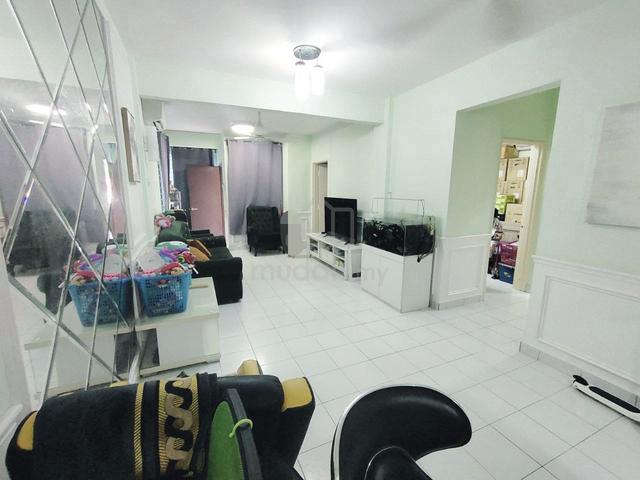 PANGSAPURI ALAM BUDIMAN SEKSYEN U10 SHAH ALAM 1