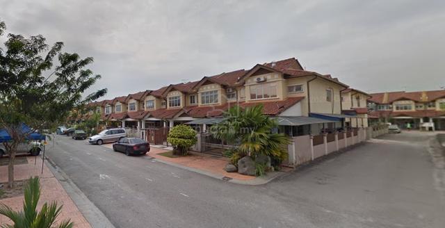 (End lot dan renovated) Rumah Teres 2 Tingkat Seksyen 23,Shah Alam 1