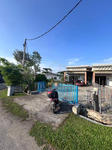 BIG LAND 1 Storey Corner House Taman Lipat Kajang Perdana , Jasin 1