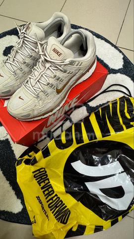 nike p-6000 uk 8.5/ 27.5cm original jd store - photo 2 of 6
