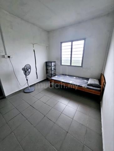 Bilik Sewa Pontian Single Room Taman Megah 1