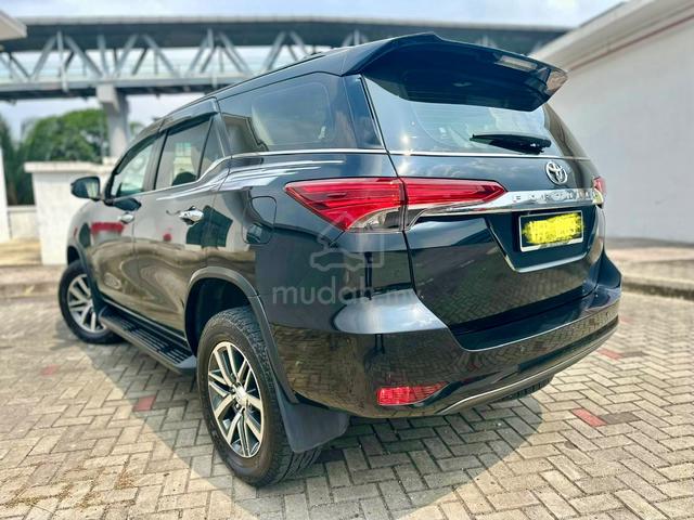 Toyota FORTUNER 2.7 SRZ (A) 4x4. 4cam NappaLeather - 2