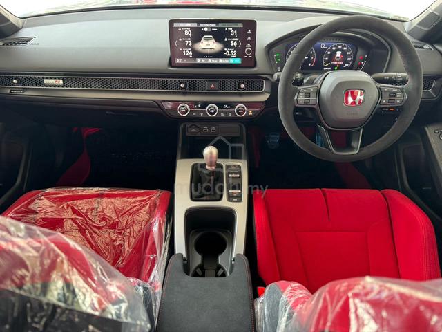 2025 Honda CIVIC 2.0 TYPE R NEW CAR MILEAGE - 4