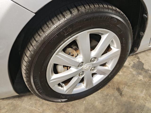 2013ToyotaPriusC Hybrid 1.5(A)B/ListBolehLoanKedai - 4
