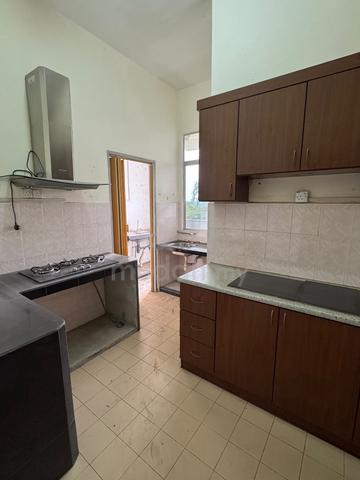 Summer Park Town House Level 2 Bandar Seri Alam Masai Full Loan 1
