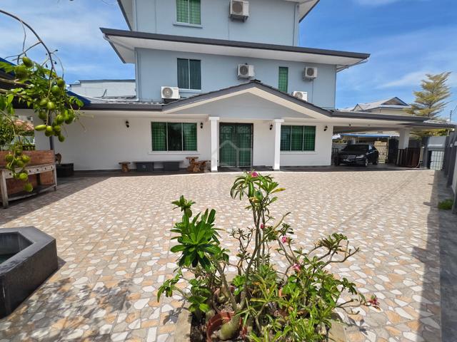 Corner house | Taman grand Millenium | penampang | for sale 1