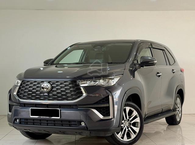ONLY 27K KM U/WRNTY 2023 Toyota INNOVA 2.0 ZENIX V - 1