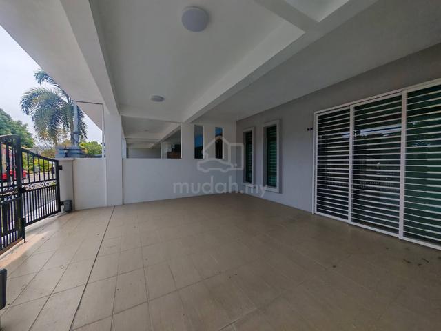 Town Area Limbongan Indah 3storey Terrace House facing padang for sale 1