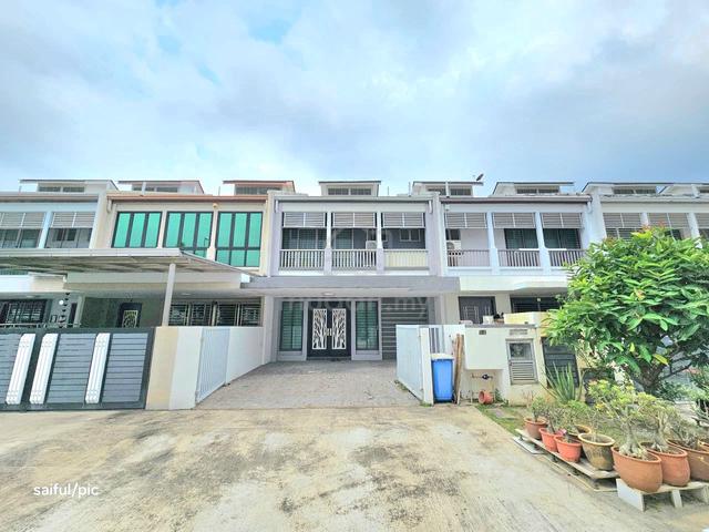 [ 200k Renovated - 24' x 80' ] 2 Storey Superlink Rimbayu for Sale 1