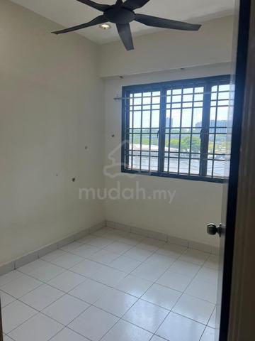 Jalan Balau Taman Rinting Double Storey 4 Bed Partial Furnish Tebrau 1