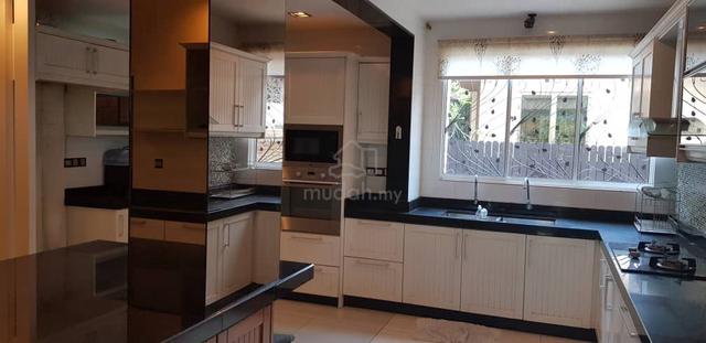 Double Storey Corner Lot Bungalow @ Aman Perdana FOR SALE. 5