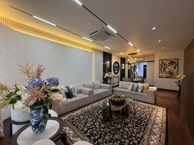 Elata Nova @ Setia Tropika Double Storey Terrace House for Sale 1