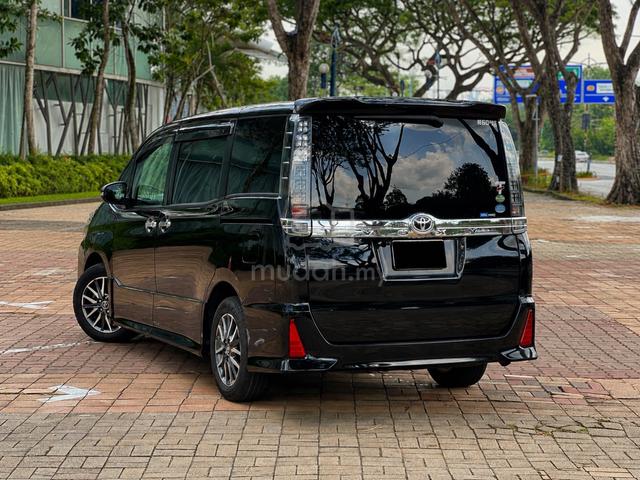 2017/21 Toyota VOXY 2.0 ZS KIRAMEKI II (A) - 2