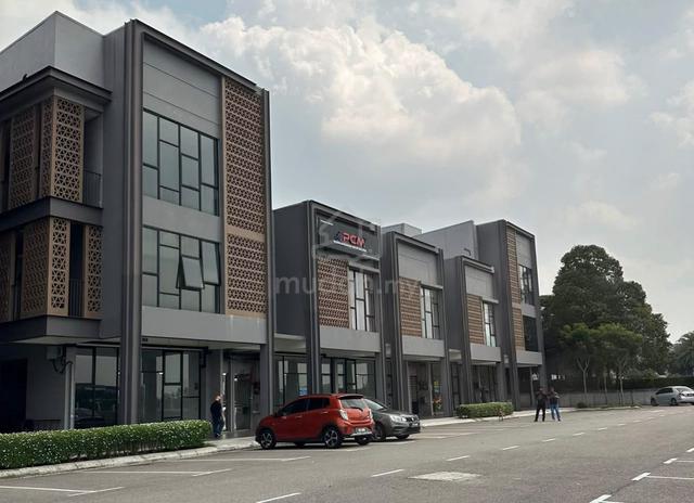 I-Park SAC 2 Storey Shop For Sale 1