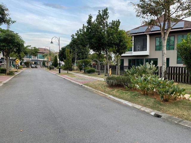 Setia eco glades 4 bedroom Semi D for sale, Freehold Non Bumi Lot NICE 1