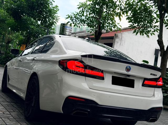 CONVERT FACELIFT 🌟 2017 Bmw 530i 2.0 M-SPORT - 2