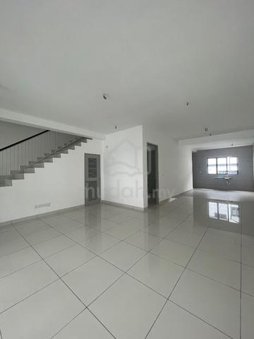 1800,near klia,nilai,enstek,sepang,highway,double storey,freehold 1
