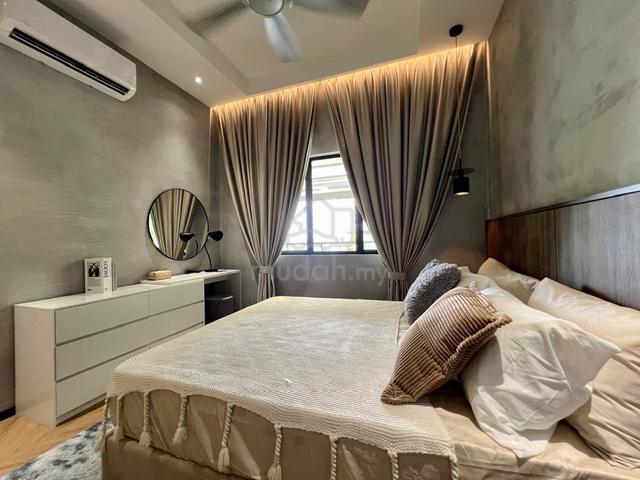 Raintree Residence 1