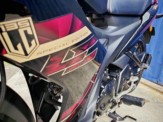 Yamaha LC135 LC V8 Fi Merron SE Limited beli&pakai - photo 13 of 16