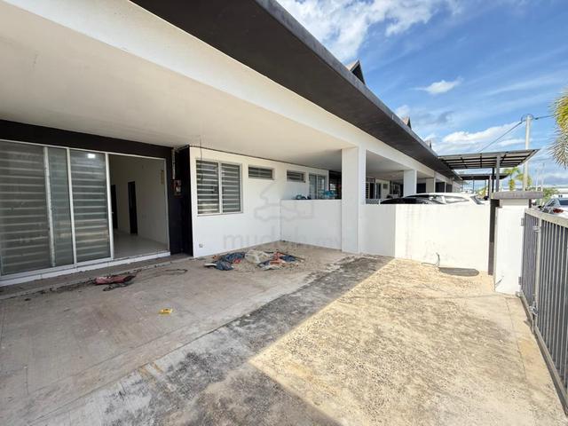 1.5-storey Terraced House in Taman Savoriz 2,Simpang Empat,Alor Setar 1